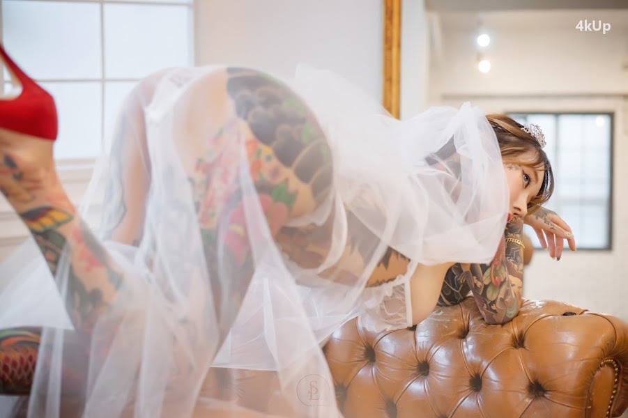 SAINT Photolife – YoKo Vol.01 & Cat Bride