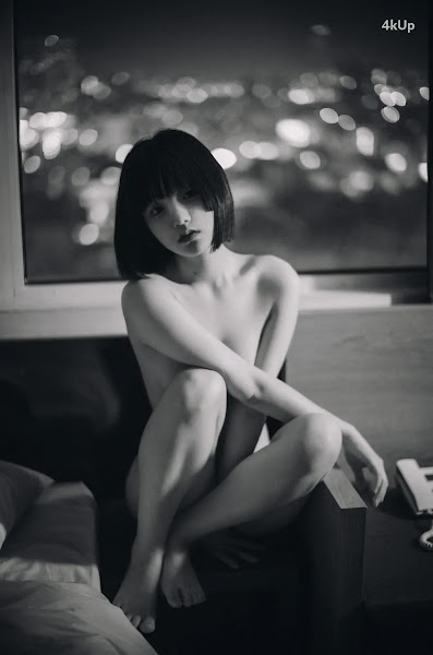 DJAWA Photo – Jeong Jenny (정제니) “Blanc et Noir Jenny” (+S.Ver)