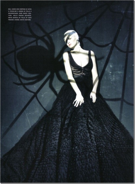 vogue_it_2010july_13