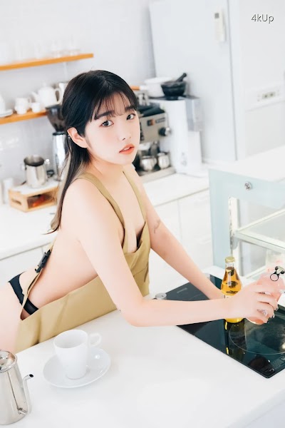 [Loozy] Sonson (손손) Nude Apron