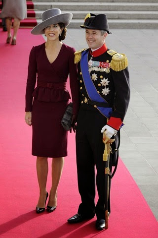 El príncipe heredero Federico de Dinamarca (dcha) y su mujer, la princesa Mary