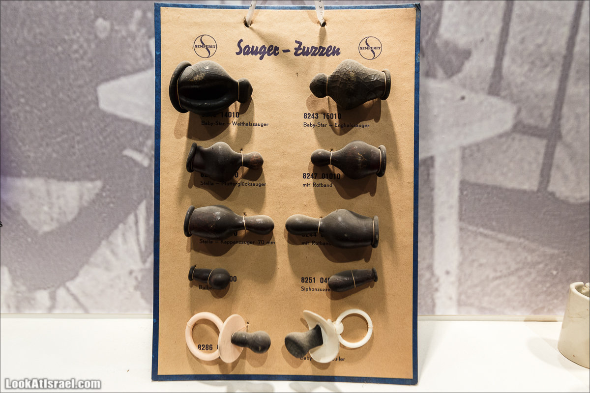 Менахемия - Козья Ферма Аз Из и медицинский музей Бейт ха-Рофе | Menahemia - As Is farm and medical museum | LookAtIsrael.com - Фото путешествия по Израилю | מנחמיה - חוות עז עיז ובית הרופא