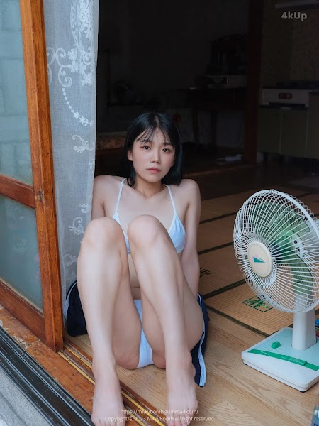[MilkyBomb] Yui Vol.2 Tracksuit (유이 체육복)