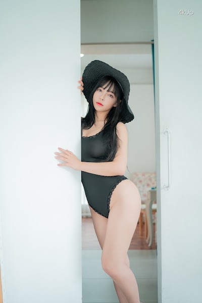 CreamSoda MoMo – MoMo Vol.01