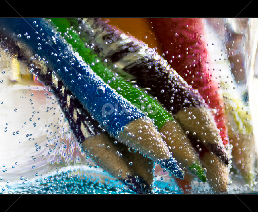 Color Fizz by Vincent Albert - Artistic Objects Education Objects