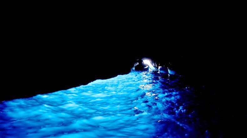 blue-grotto-3