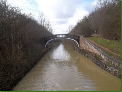 001  Turnover Bridge and start of 'Fenny Compton Tunnel'