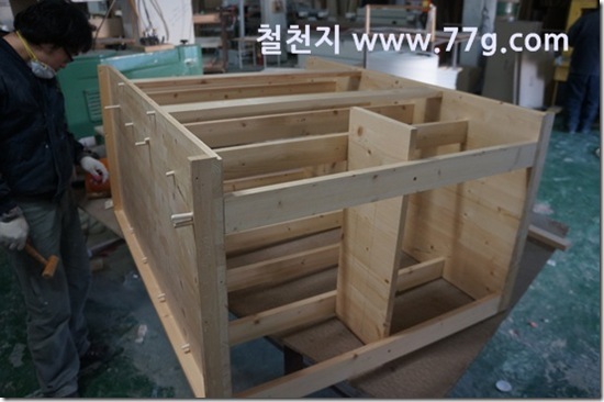 77gDSC07973-20130305-164136
