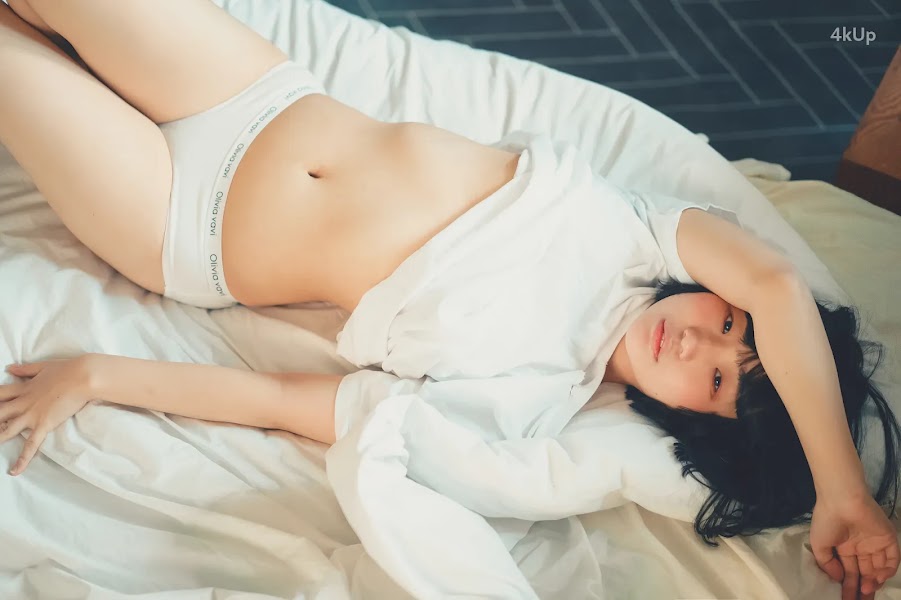Mimmi (밈미) White
