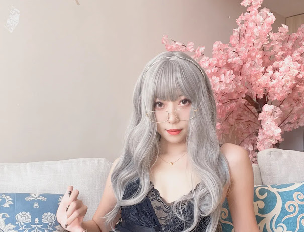 Coser@Money冷冷 吊带高叉