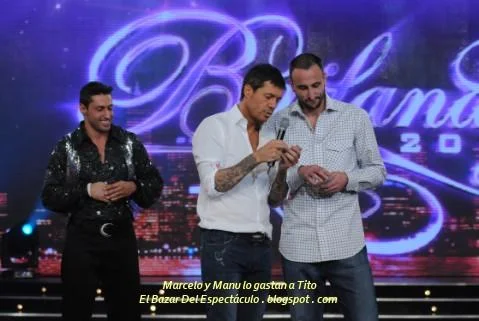 Marcelo y Manu lo gastan a Tito.JPG