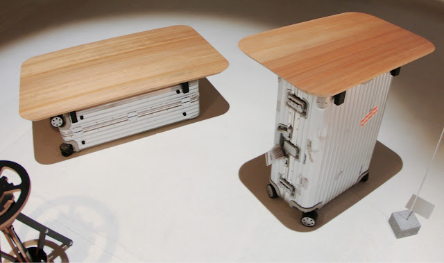 Table M 01/02
by Chou Yu-Jui

旅行時のみ利用するトランクを日常的に活用するテーブルのアイデア。
