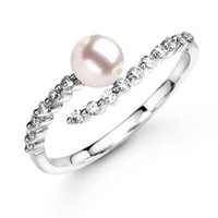Round Akoya Cultured Pearl and Diamond Ring
