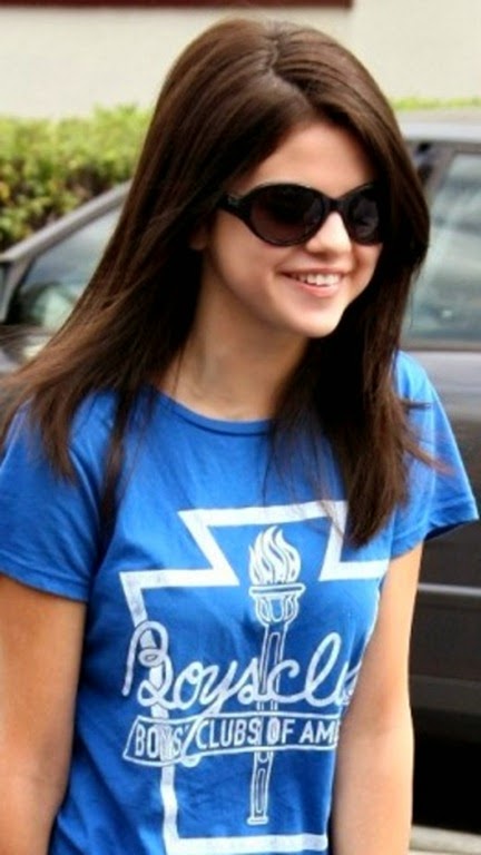 Selena_Gomez(2)