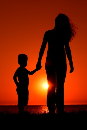 [mother_and_child_silhouette%255B4%255D.jpg]