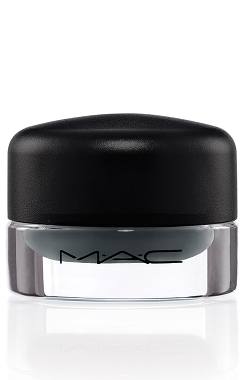 [MAC%2520IS%2520BEAUTY_FLUIDLINE_MIDNIGHT%2520SNACK_300%255B4%255D.jpg]