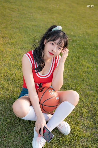 CreamSoda MoMo – MoMo Vol.01