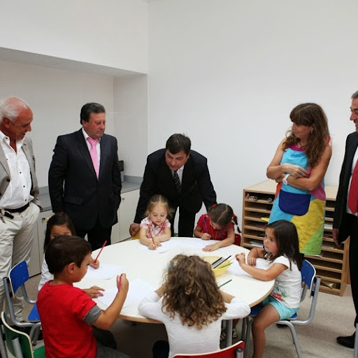 Último Centro Escolar inaugurado em Resende: Rede escolar do concelho
completamente requalificada
