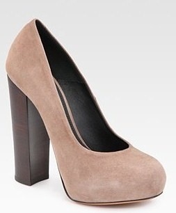 [petisca-linea-b-by-brian-atwood-modello-in-suede%255B8%255D.jpg]