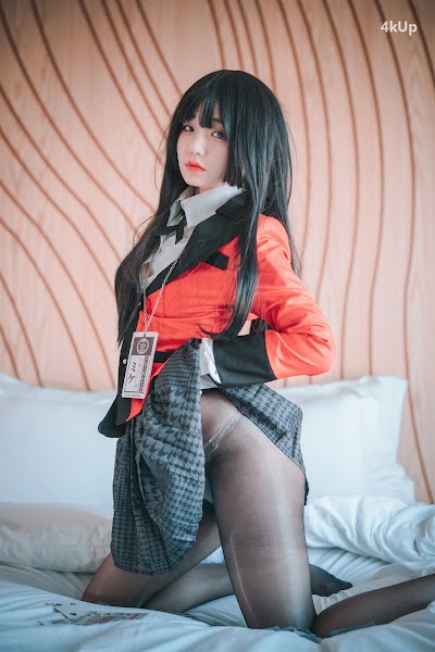 DJAWA Photo – Jeong Jenny (정제니) Gambling with Yumeko