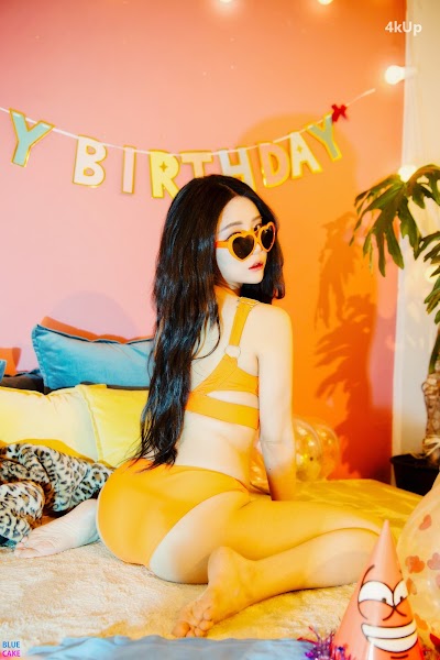 [BLUECAKE] Bomi (보미) Happy Bomiday
