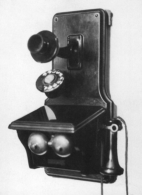 [The-Anglo-Portuguese-Telephone.255.jpg]