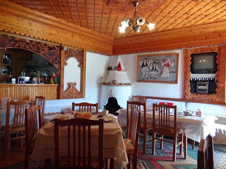 39. Restaurant Kotoni Gjirokaster.JPG