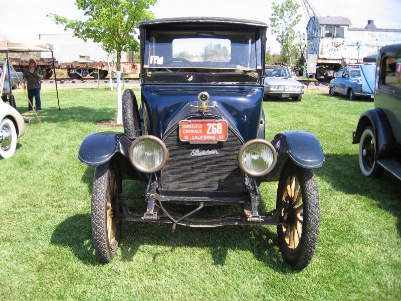 [IMG_8451-1913-Studebaker-AA35-Sedan-%255B2%255D.jpg]