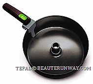 Tefal ActiFry Famly1.5kg electric fryer healthy cooker scratch resistant pan, automatic stirring paddle, patented pulsed hot air circulation system and electronic control of the heating system allow fryer maintain temperature