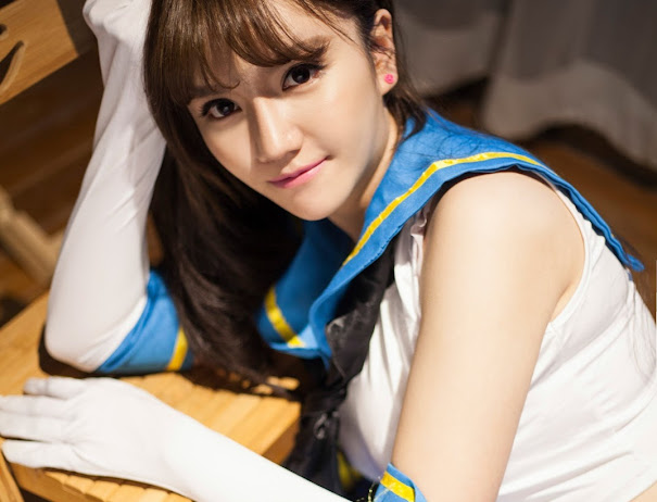 UXING Vol.007 Ashley (艾西)