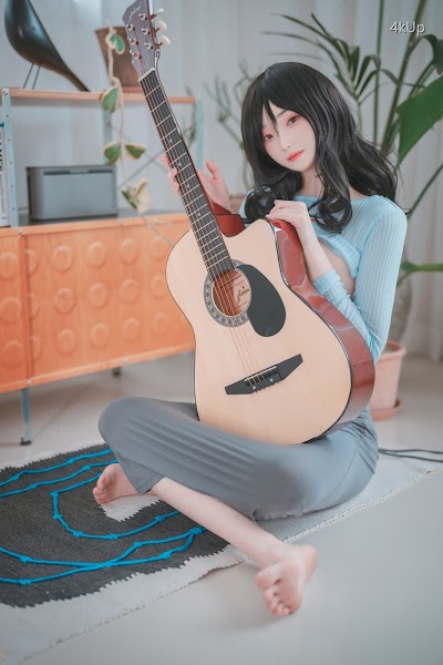 DJAWA Photo – Bambi (밤비) iila illa
