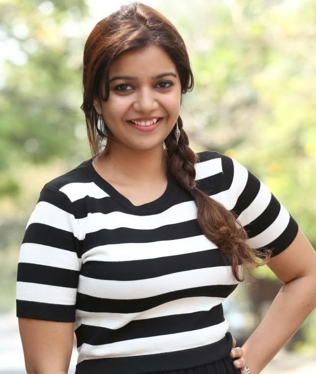 [swathi_cute_photo%255B3%255D.jpg]