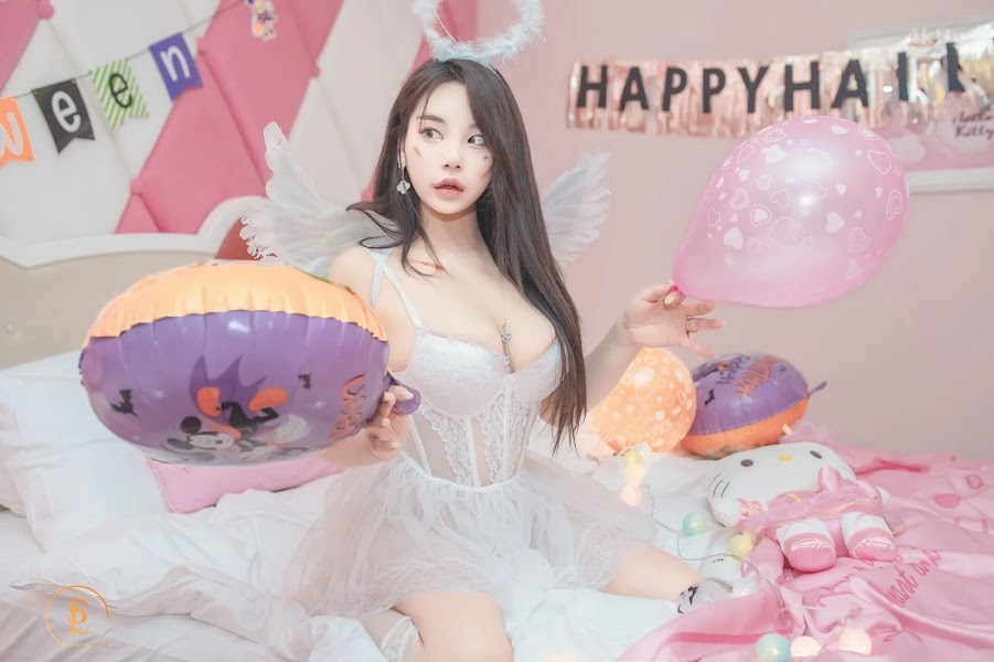 SAINT Photolife – Zzyuri (쮸리) Vol.16 Pink Halloween