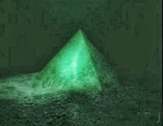 Encontrada Pirâmide no fundo do Oceano Atlântico