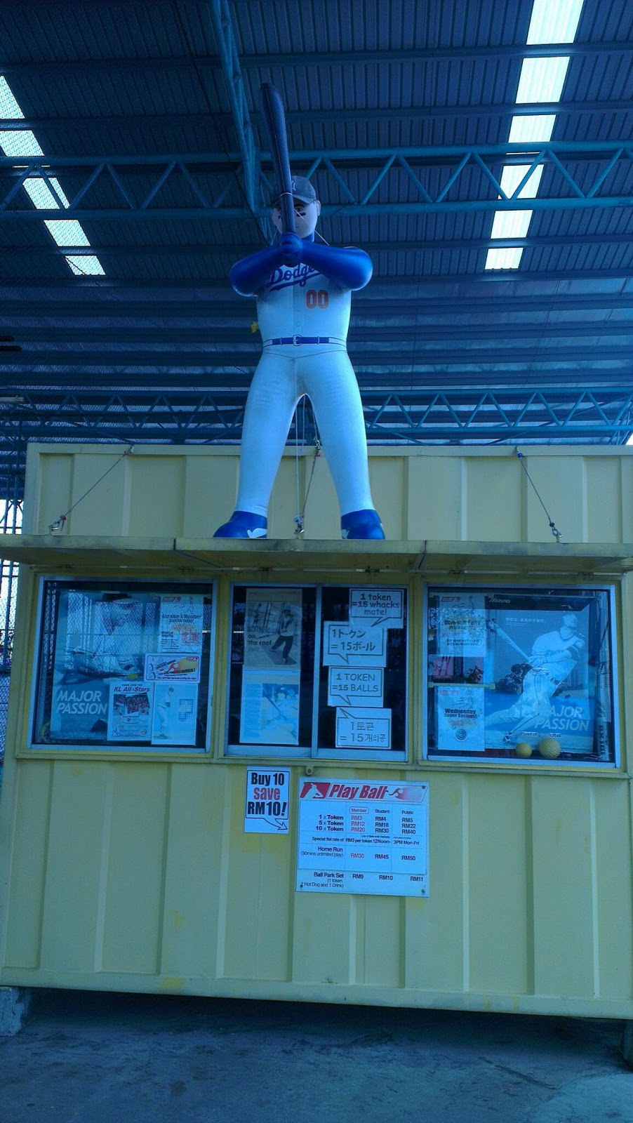 Batting Cage One Utama Indoor Batting Tunnel Indoor batting cage