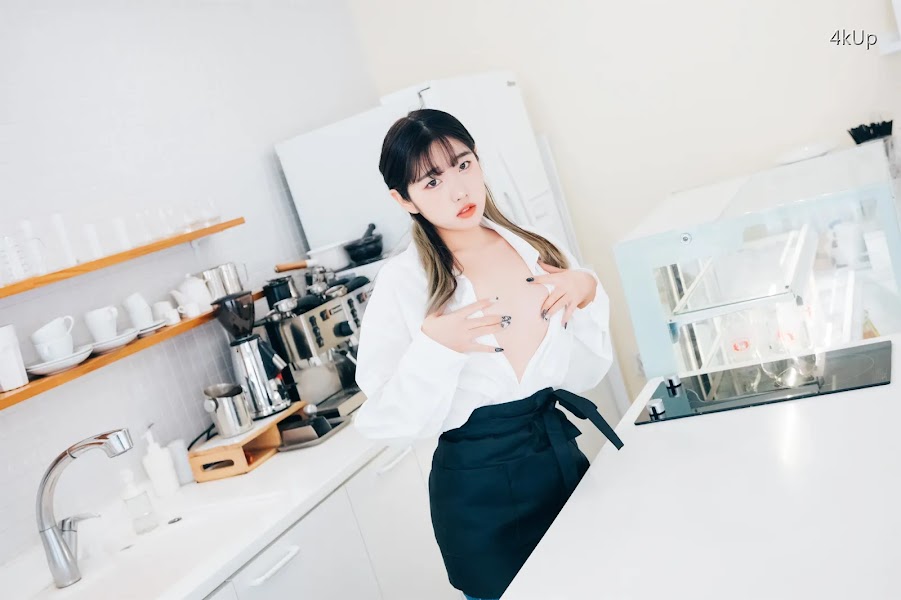 [Loozy] Sonson (손손) Nude Apron