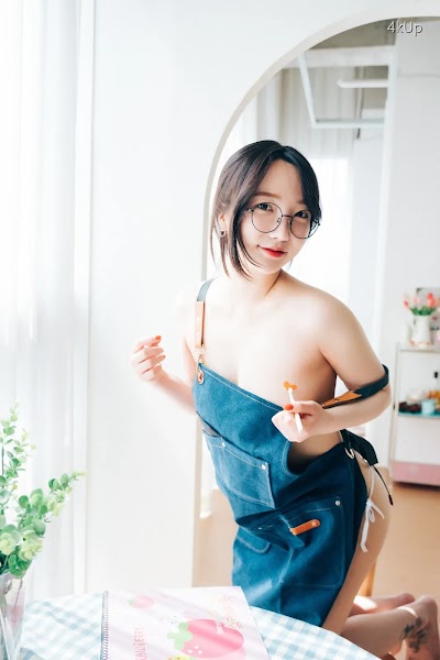 [Loozy] Son Ye-Eun (손예은) Nudy Painter + S.ver