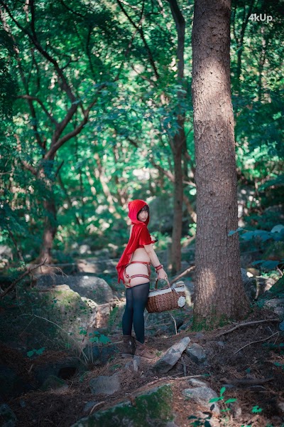 DJAWA Photo – Mimmi (밈미) Naughty Red Hiring Hood