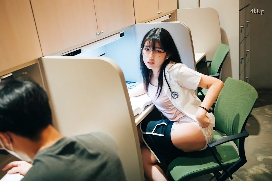 [Loozy] Sonson (손손) Reading Room + S.ver