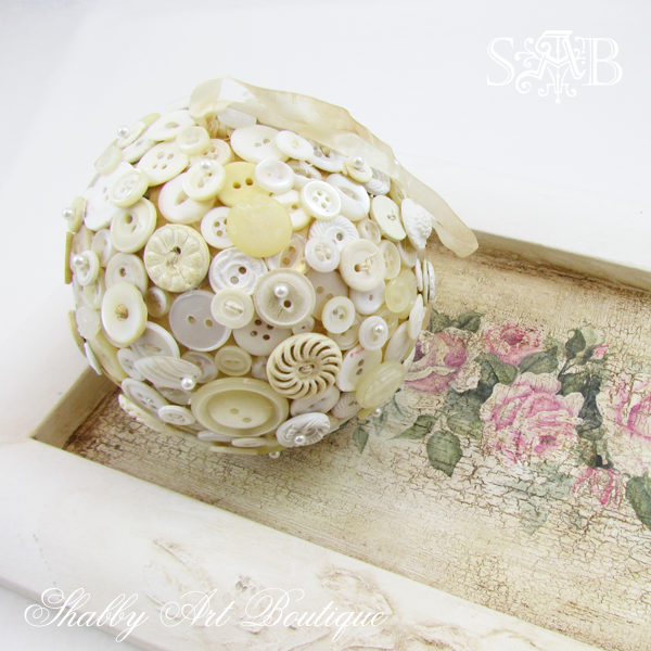 [Shabby%2520Art%2520Boutique%2520Button%2520Ball%255B4%255D.png]