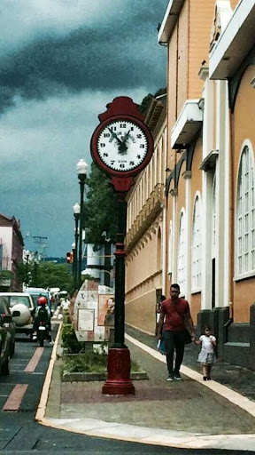Reloj calle 2 Alajuela