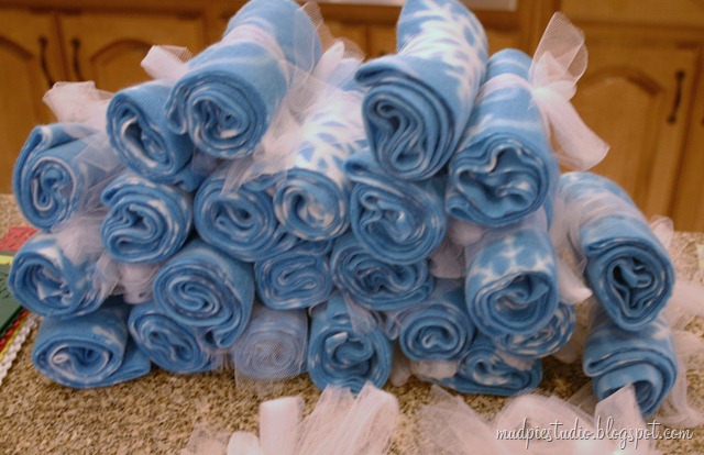 [scarves%255B3%255D.jpg]