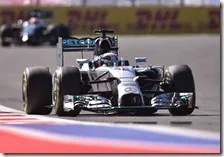 Hamilton conquista pole del gran premio di Russi 2014