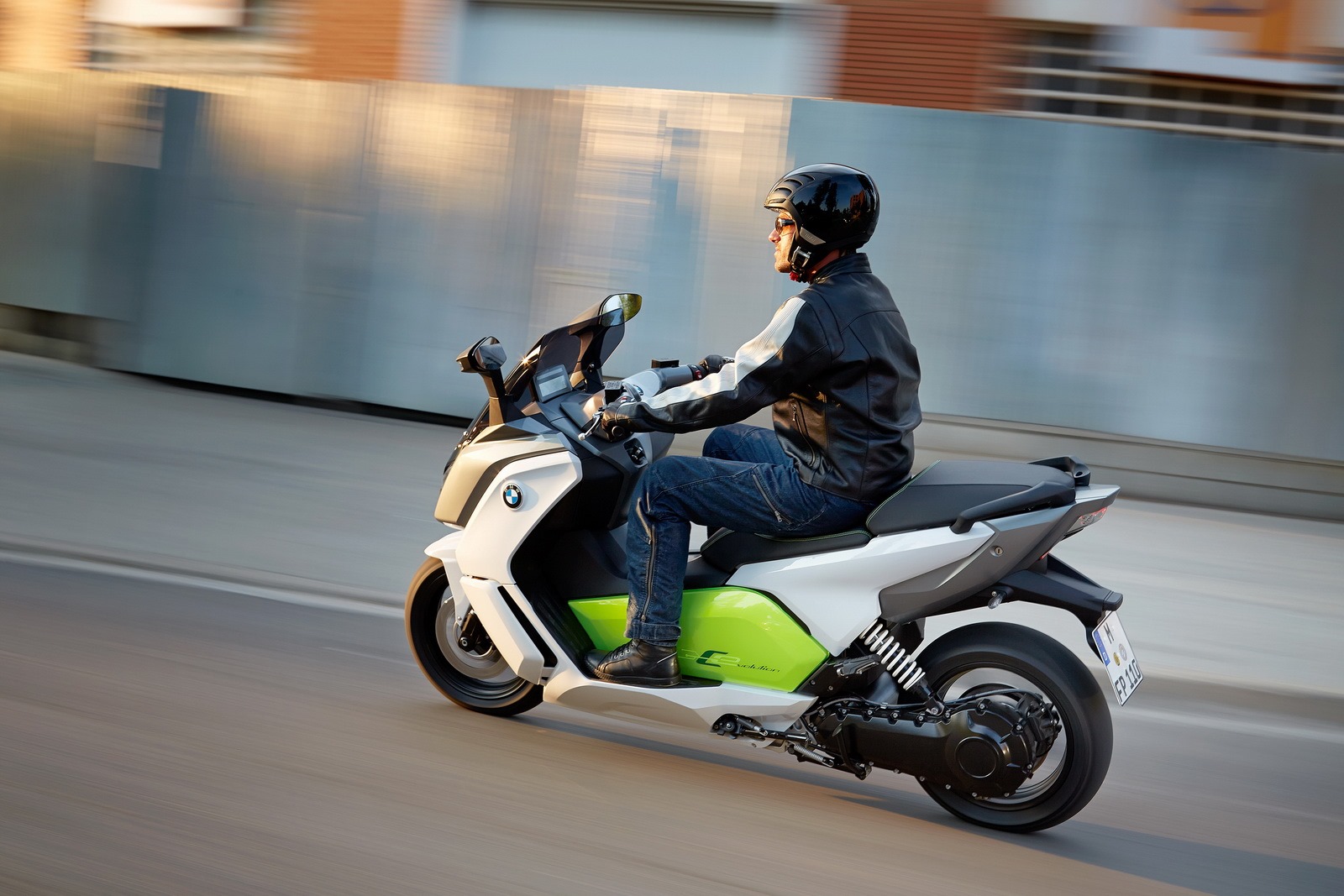 [BMW-Electric-Scooter-22%255B2%255D.jpg]