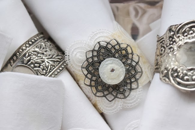 Faux Vintage Lace Napkin Rings via homework | carolynshomework.com