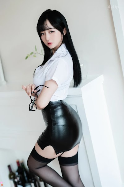 [PINK] Han Jina (한지나) Succubus