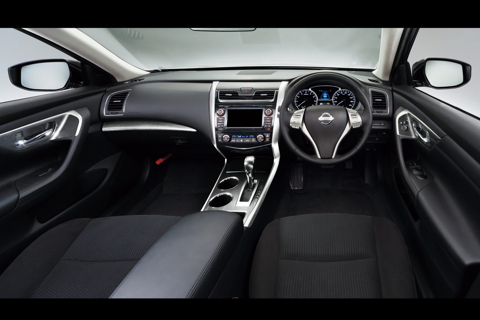 [Nissan-Teana-3%255B2%255D.jpg]
