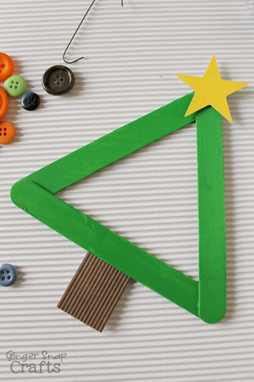 #DecoArt kids craft popsicle stick Christmas tree