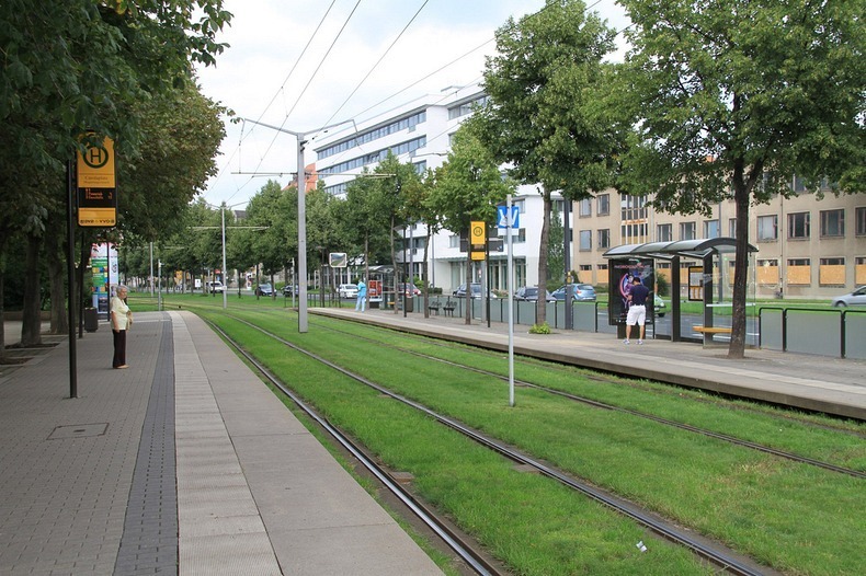 grass-tram-tracks-9