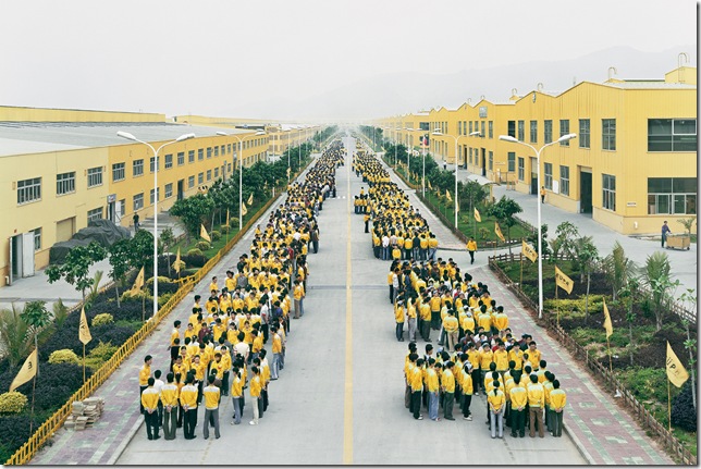 Cankun Factory, Zhangzhou, Fujian Province, China. Photo by Edward Burtynsky